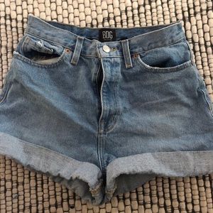 Pre rolled urban outfitters shorts